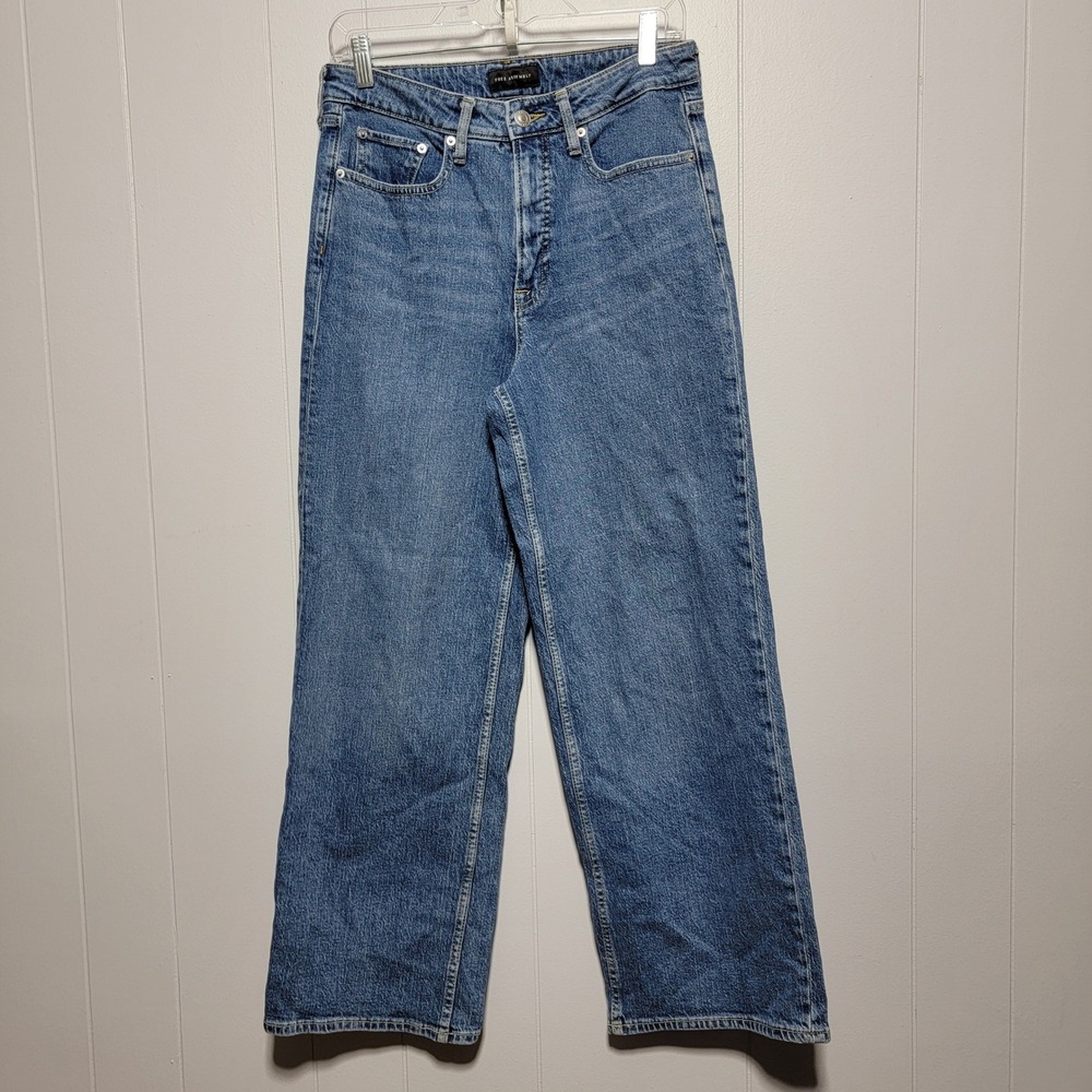 Free Assembly Full Wide‎ Straight Jeans Womens Size 8 Short Mid Wash Denim